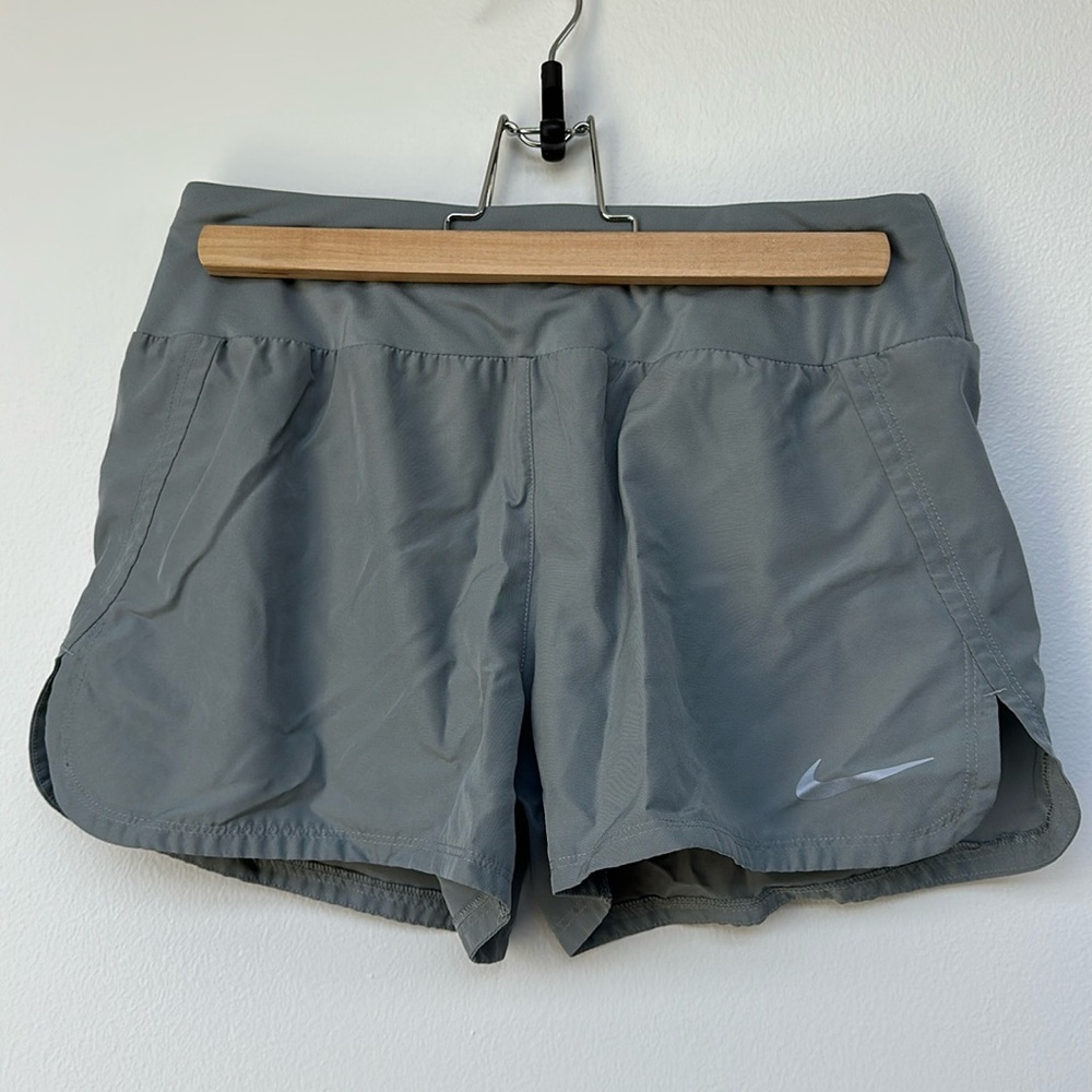 Nike Dri Fit grey athletic shorts with adjustable waist band - S